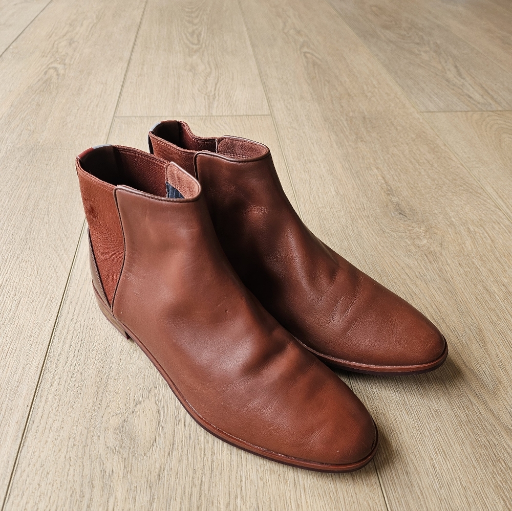 Ted Baker Equiise Cabin Leather Chelsea Boot in Tan - Picture 5 of 8